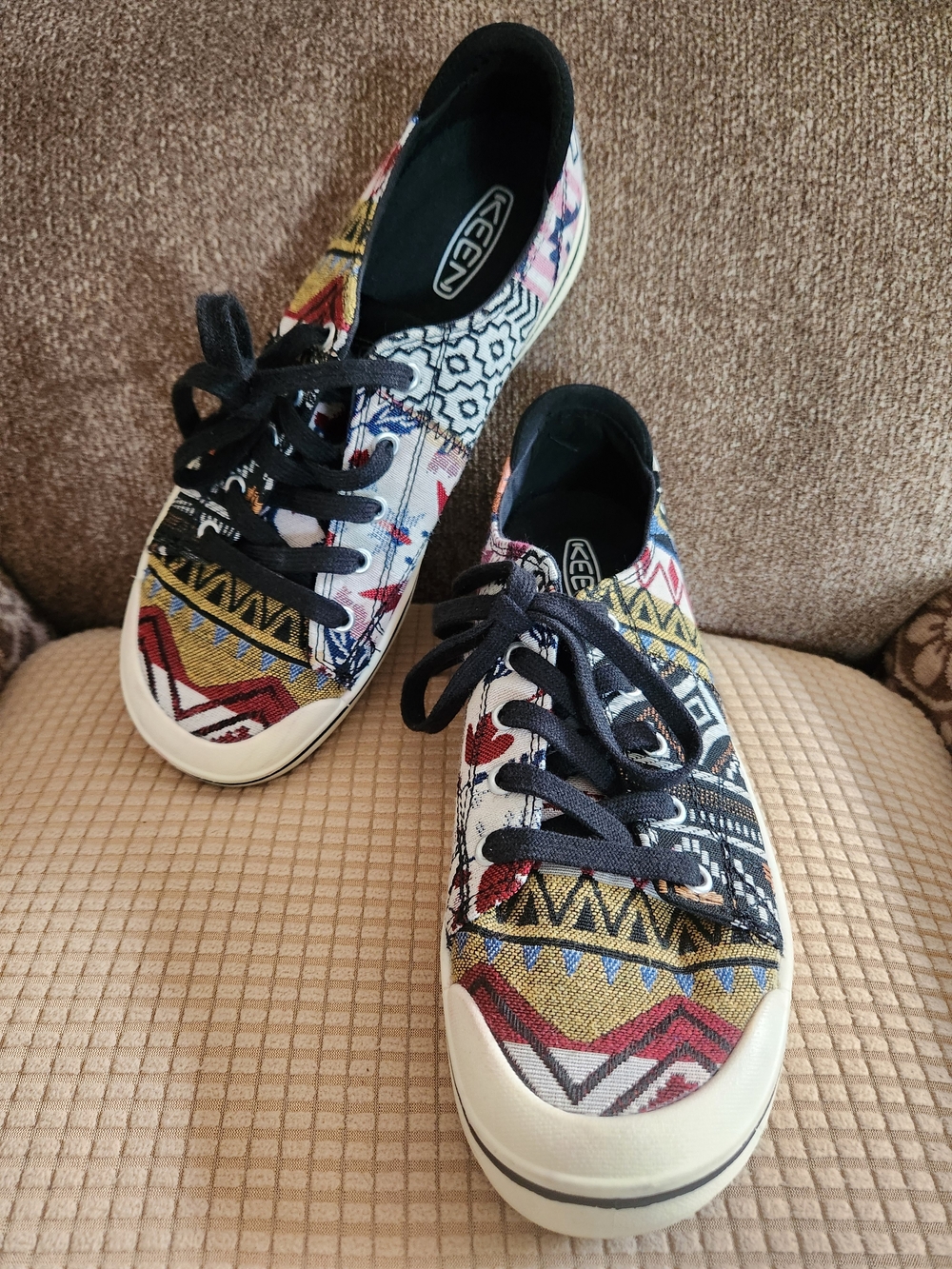 KEEN Multicolor Patterned Canvas Sneakers Size 9.5